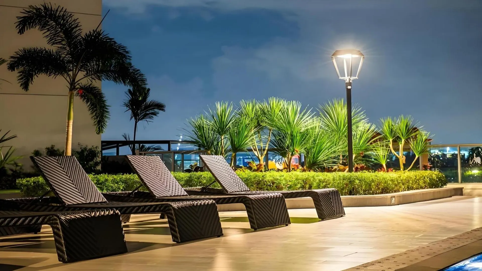 R&F Princess Cove Seine Region By Fuju With Seaview At Jb City Centre#Adjacent To Singapore#5 Mins Walk To Clq#Self Check-In#Free Parking Johor Bahru
