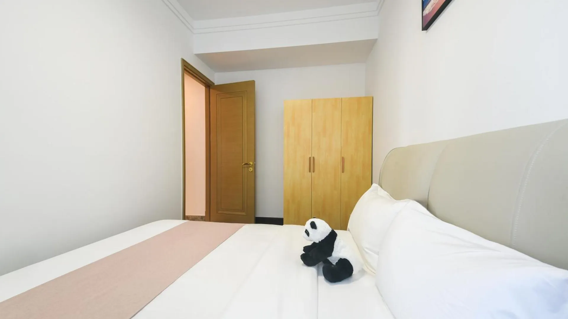 R&F Princess Cove Seine Region By Fuju With Seaview At Jb City Centre#Adjacent To Singapore#5 Mins Walk To Clq#Self Check-In#Free Parking Johor Bahru 0*,  Malaysia