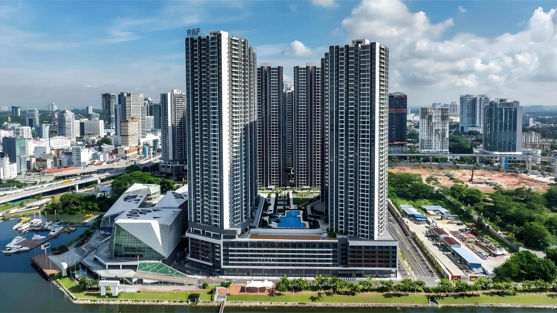 Apartment R&F Princess Cove Seine Region By Fuju With Seaview At Jb City Centre#Adjacent To Singapore#5 Mins Walk To Clq#Self Check-In#Free Parking Johor Bahru