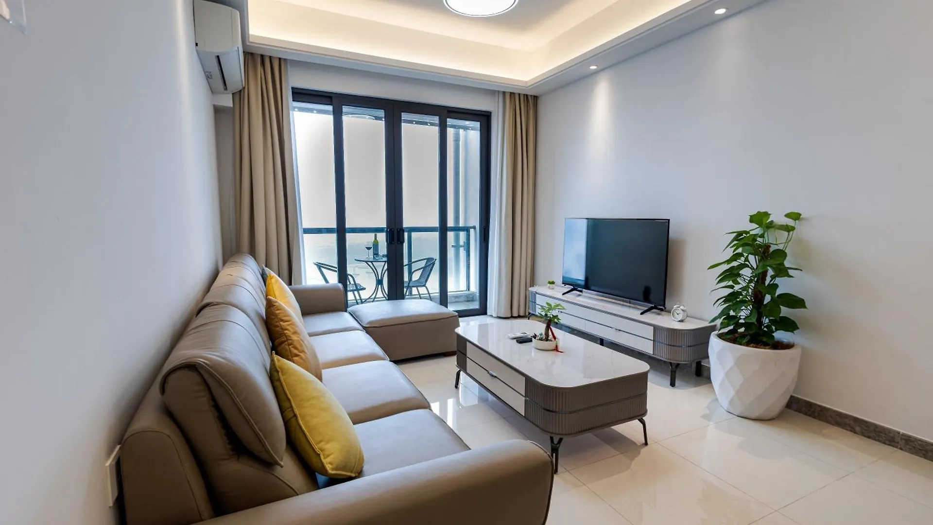 Apartment R&F Princess Cove Seine Region By Fuju With Seaview At Jb City Centre#Adjacent To Singapore#5 Mins Walk To Clq#Self Check-In#Free Parking Johor Bahru
