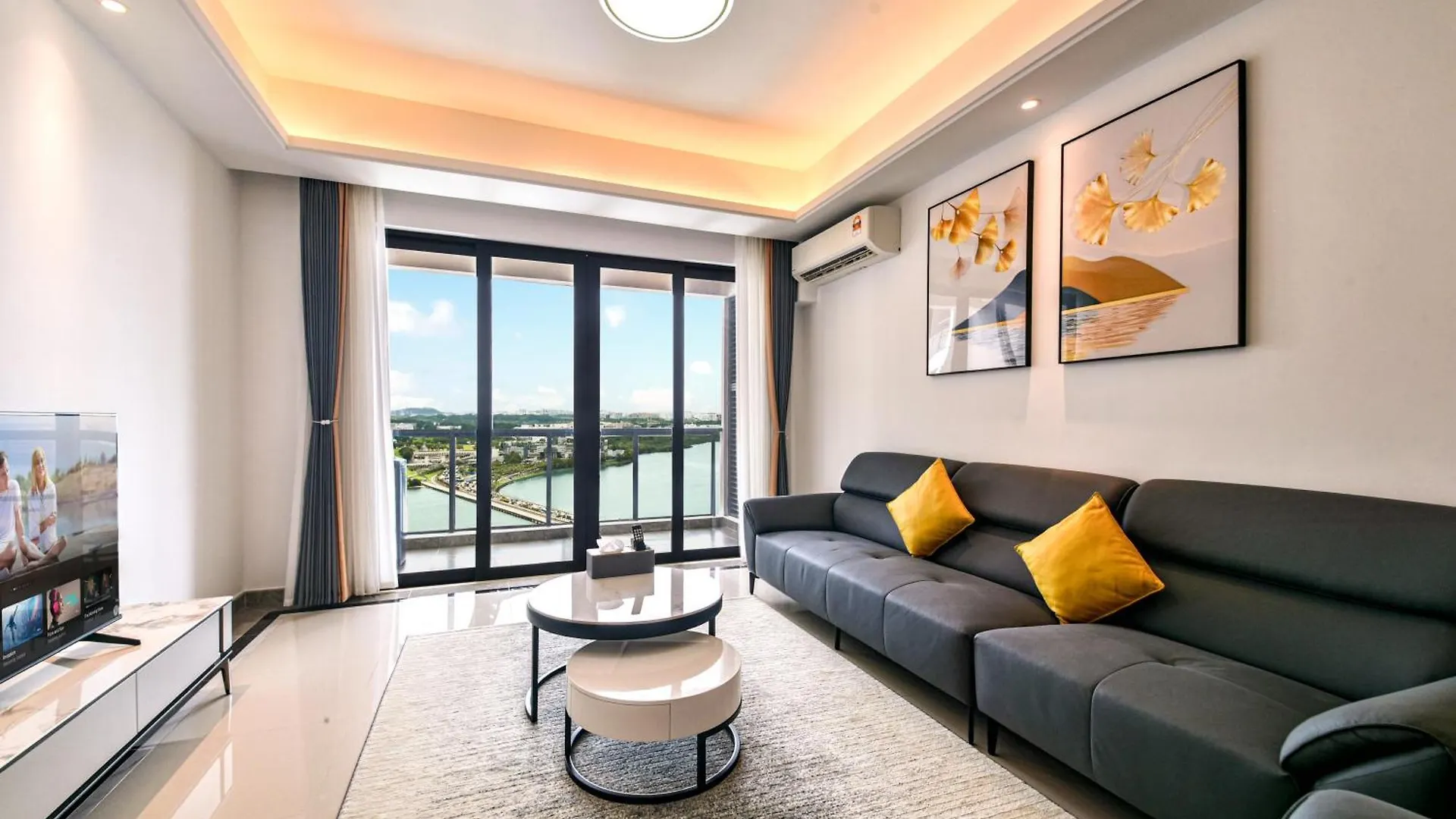 R&F Princess Cove Seine Region By Fuju With Seaview At Jb City Centre#Adjacent To Singapore#5 Mins Walk To Clq#Self Check-In#Free Parking Johor Bahru 0*,
